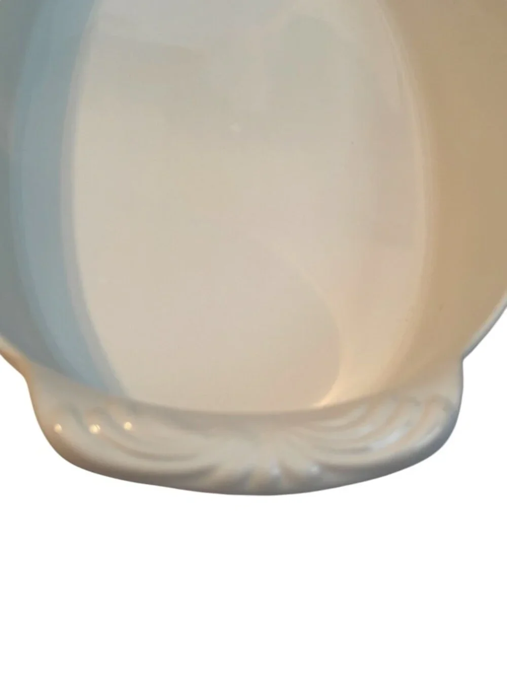 Nantucket White Ceramic Oval Serving Dish With Handles Microwave & Dishwasher Sa
